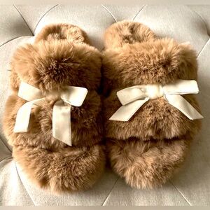 Maeve Brown Fluffy Slippers with White Bow